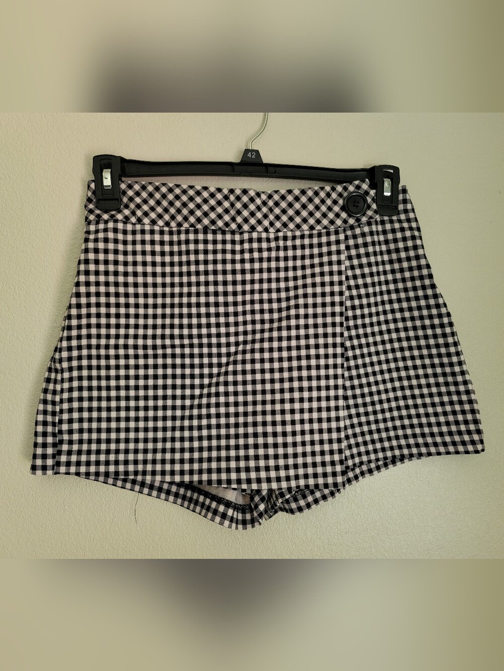 Joe Benbasset Black and White Gingham Women’s Shorts